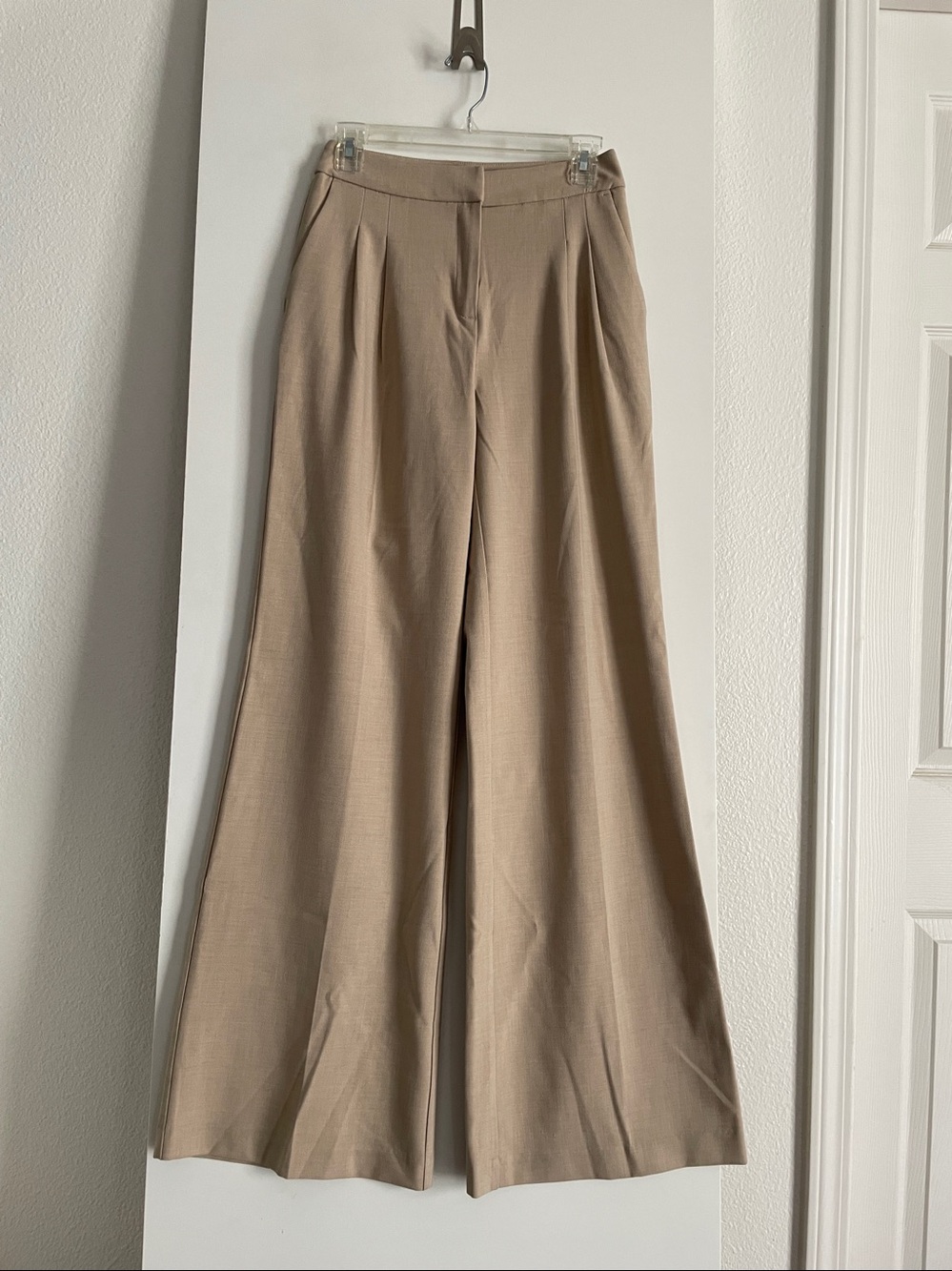 Sz 2: House of Harlow 1960- High Waisted Wide Leg Pants Trousers Beige New!